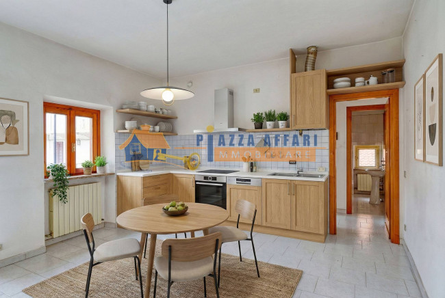 Porzione di Casa Terra / Cielo in vendita a Caronno Varesino