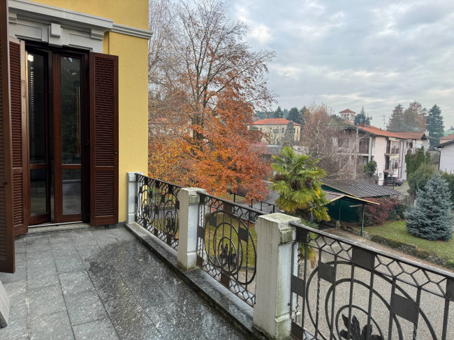 Appartamento in affitto a Caronno Varesino