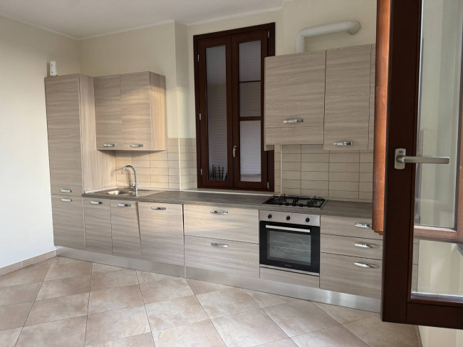 Appartamento in affitto a Caronno Varesino