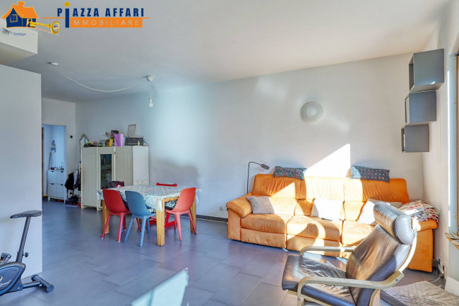 Appartamento in vendita a Lavena Ponte Tresa