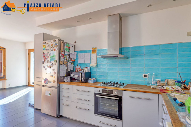 Appartamento in vendita a Lavena Ponte Tresa