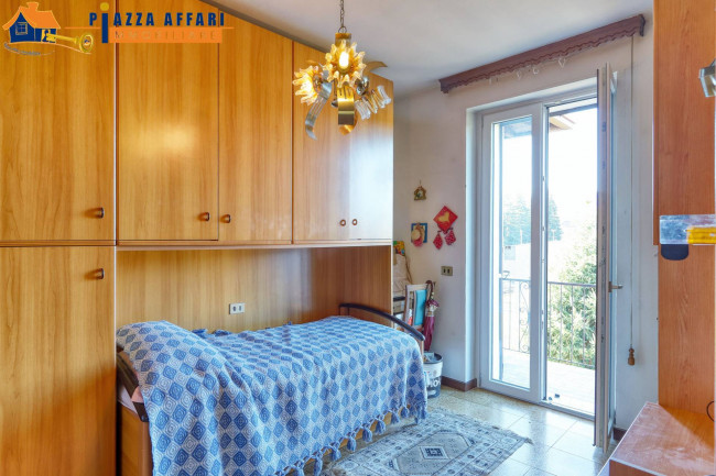 Villa in vendita a Marchirolo