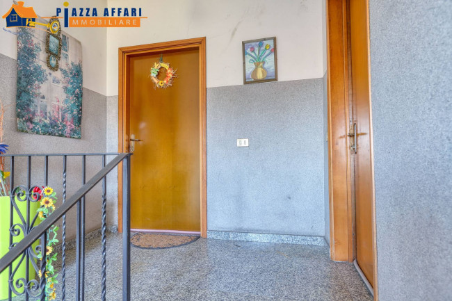 Appartamento in vendita a Marchirolo