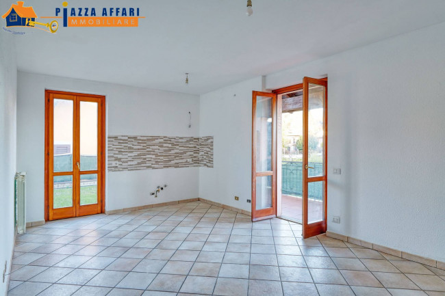 Villa Bifamigliare in vendita a Marchirolo