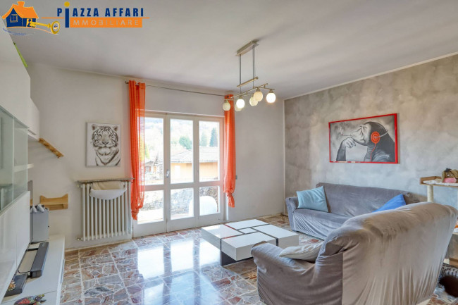 Appartamento in vendita a Marchirolo