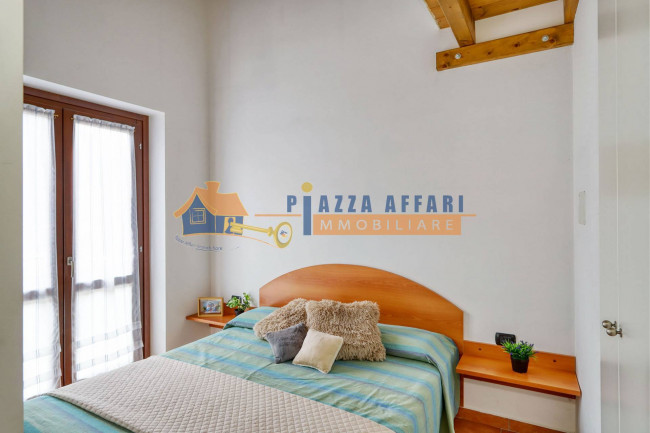 Appartamento in vendita a Brezzo di Bedero