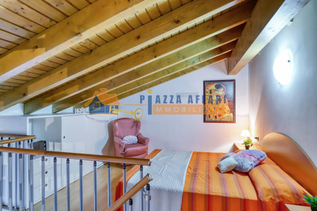 Appartamento in vendita a Brezzo di Bedero