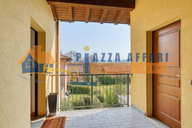 Appartamento in vendita a Brezzo di Bedero