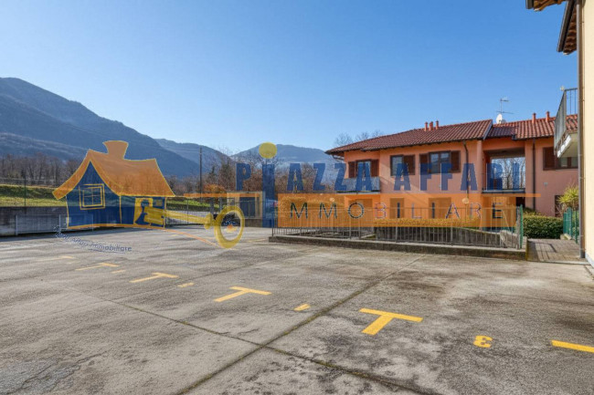 Appartamento in vendita a Brezzo di Bedero