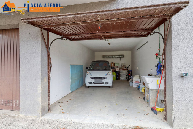 Appartamento in vendita a Brusimpiano