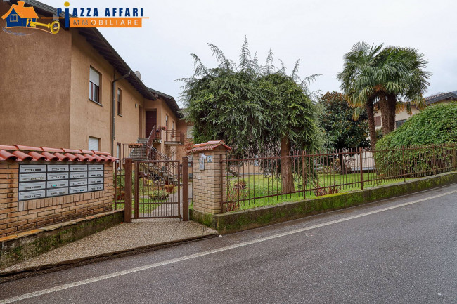 Appartamento in vendita a Brusimpiano