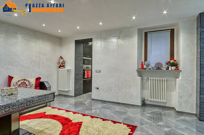 Porzione di Casa Terra / Cielo in vendita a Cugliate-Fabiasco