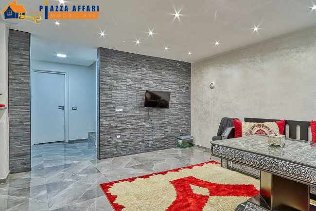 Porzione di Casa Terra / Cielo in vendita a Cugliate-Fabiasco