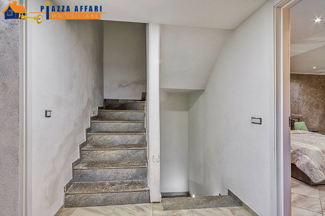 Porzione di Casa Terra / Cielo in vendita a Cugliate-Fabiasco