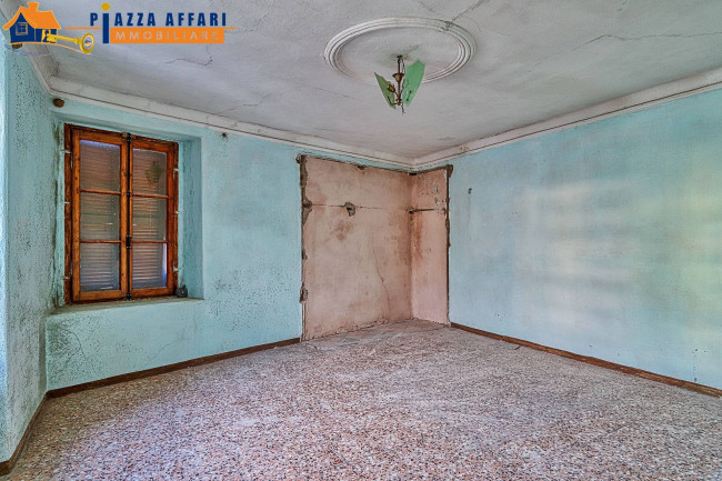 Porzione di Casa Terra / Cielo in vendita a Cugliate-Fabiasco