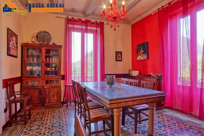 Villa in vendita a Valganna