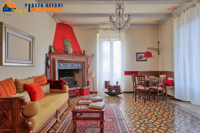Villa in vendita a Valganna