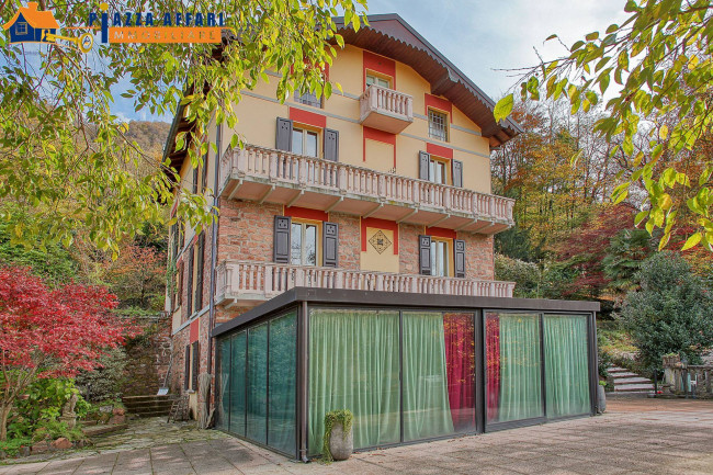 Villa in vendita a Valganna