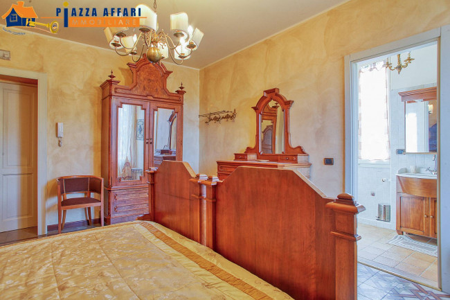 Villa in vendita a Valganna