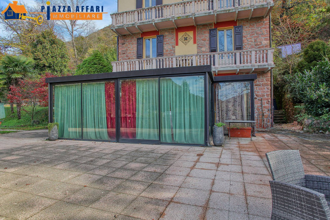 Villa in vendita a Valganna