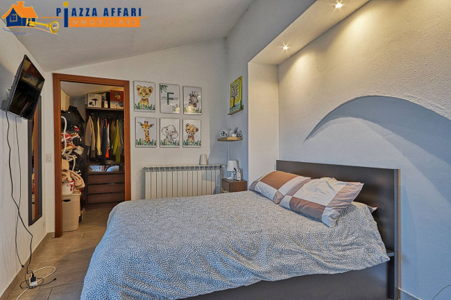 Porzione di Casa Terra / Cielo in vendita a Biandronno