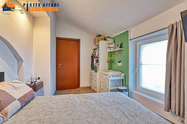Porzione di Casa Terra / Cielo in vendita a Biandronno