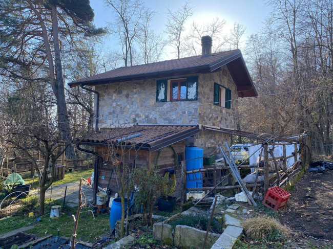 Casa singola in vendita a Cadegliano-Viconago