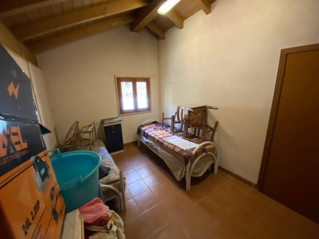 Casa singola in vendita a Cadegliano-Viconago