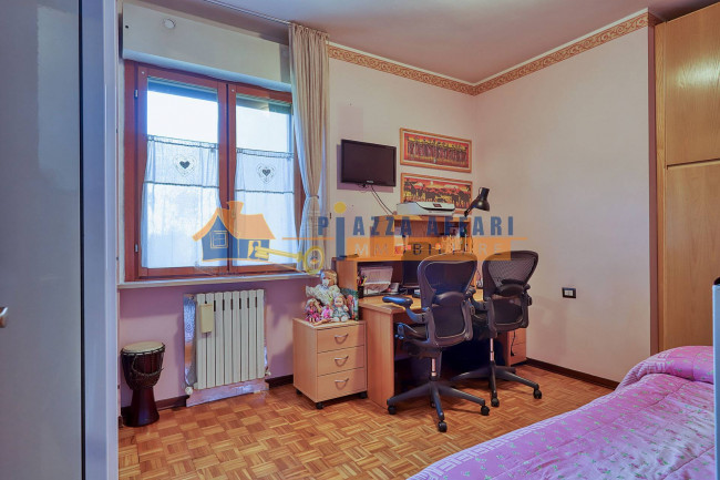 Appartamento in vendita a Caronno Varesino