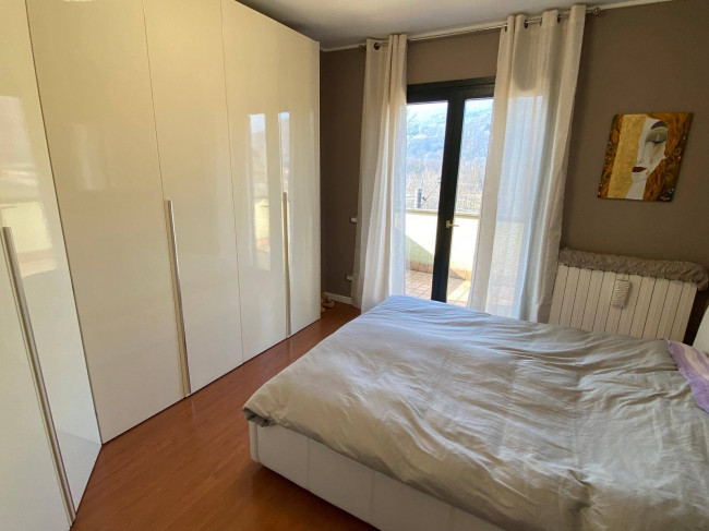 Villette a schiera in vendita a Besano