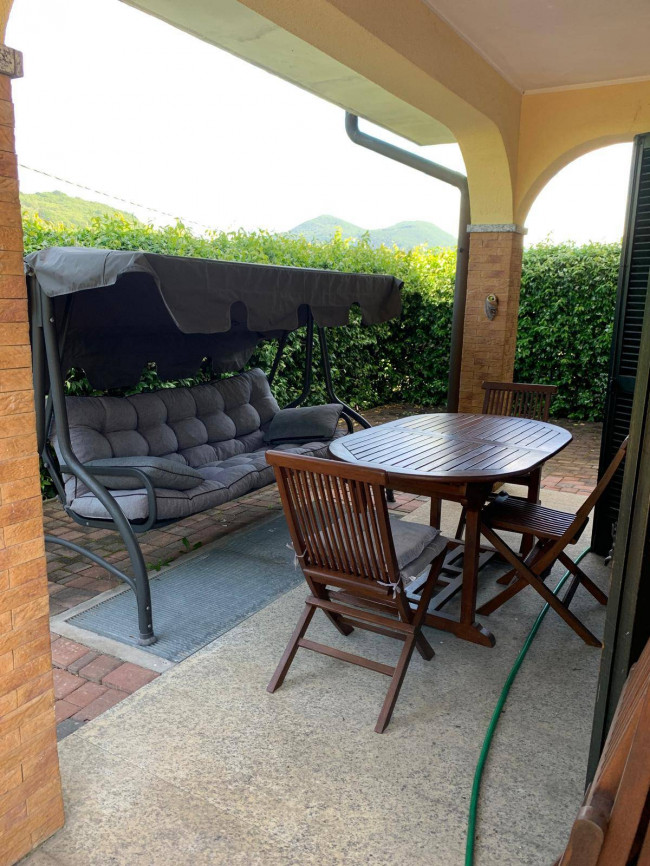 Villette a schiera in vendita a Besano