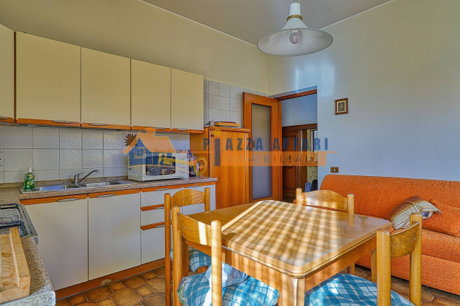 Villa Bifamigliare in vendita a Caronno Varesino