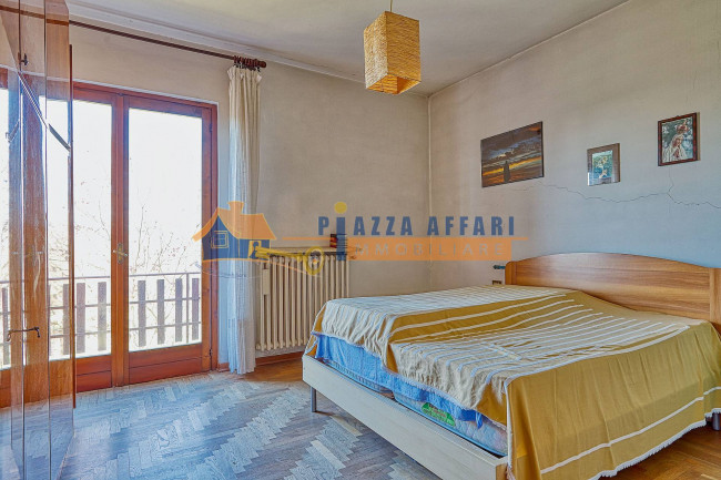 Villa Bifamigliare in vendita a Caronno Varesino