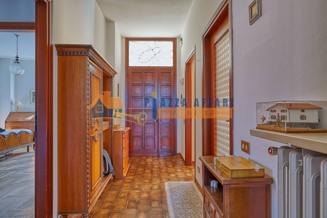 Villa Bifamigliare in vendita a Caronno Varesino