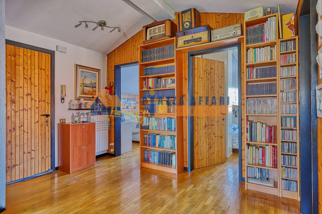 Villa Bifamigliare in vendita a Caronno Varesino