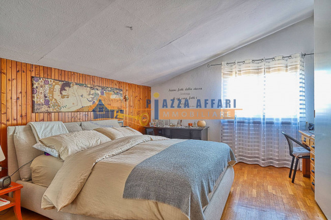 Villa Bifamigliare in vendita a Caronno Varesino