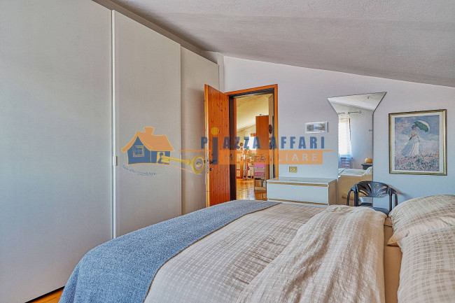 Villa Bifamigliare in vendita a Caronno Varesino