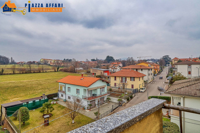 Appartamento in vendita a Cantello