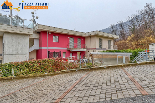 Appartamento in vendita a Lavena Ponte Tresa