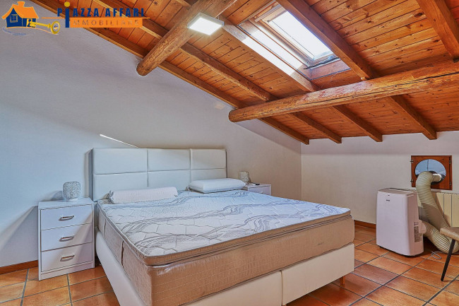 Appartamento in vendita a Lavena Ponte Tresa