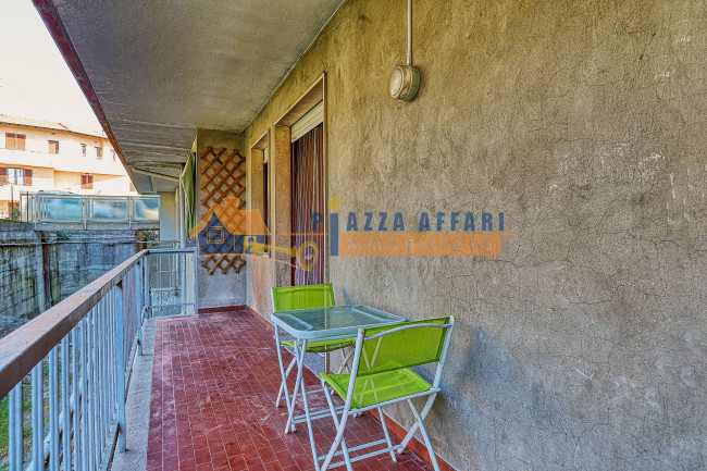 Appartamento in vendita a Jerago con Orago