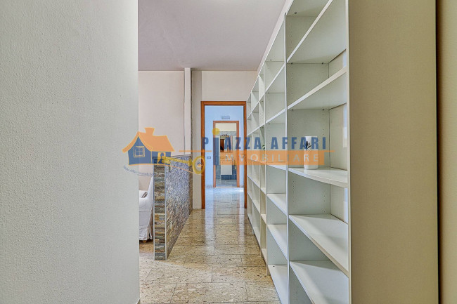 Appartamento in vendita a Jerago con Orago