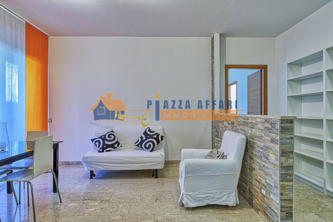 Appartamento in vendita a Jerago con Orago