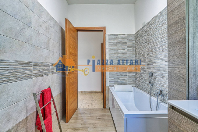 Appartamento in vendita a Jerago con Orago