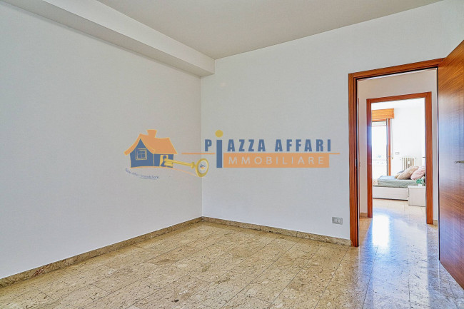 Appartamento in vendita a Jerago con Orago