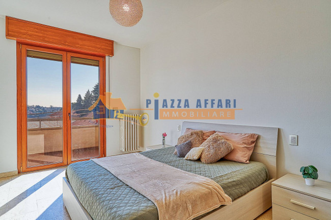 Appartamento in vendita a Jerago con Orago