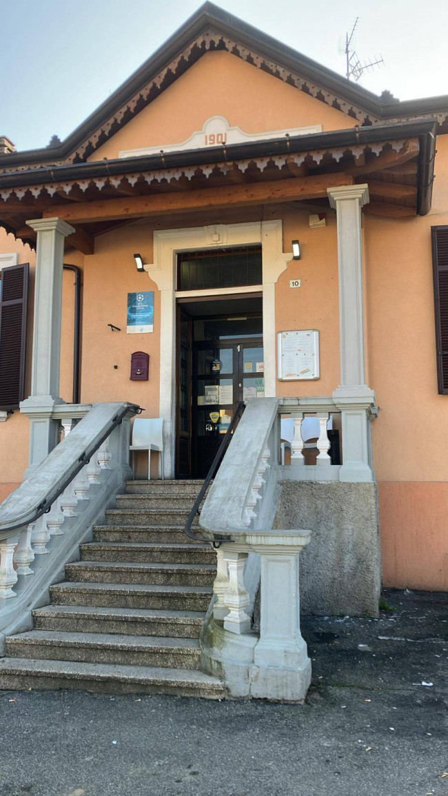 Attività commerciale in vendita a Lavena Ponte Tresa