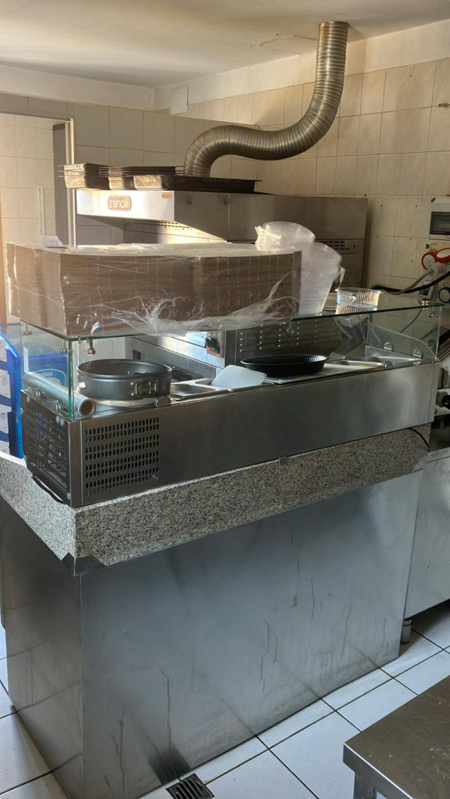 Attività commerciale in vendita a Lavena Ponte Tresa