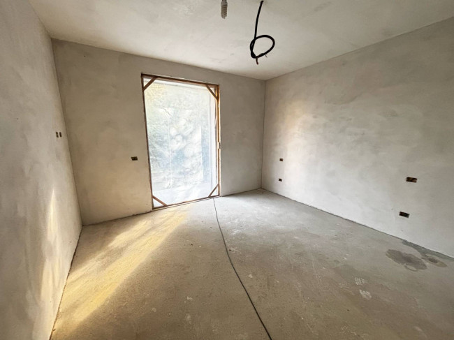 Casa singola in vendita a Lavena Ponte Tresa