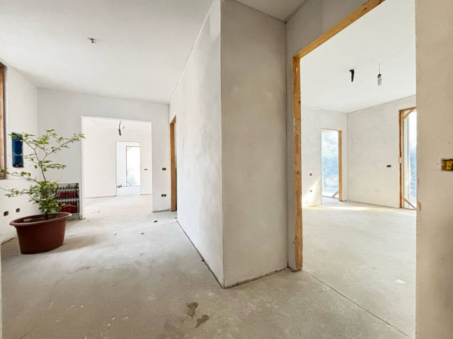 Casa singola in vendita a Lavena Ponte Tresa